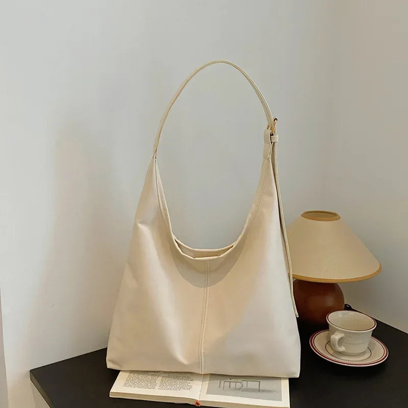 New Vintage Tote Bag Large Capacity Simple Women's Shoulder Bag Hobo Bag For Female Commuting Corssbody Bag