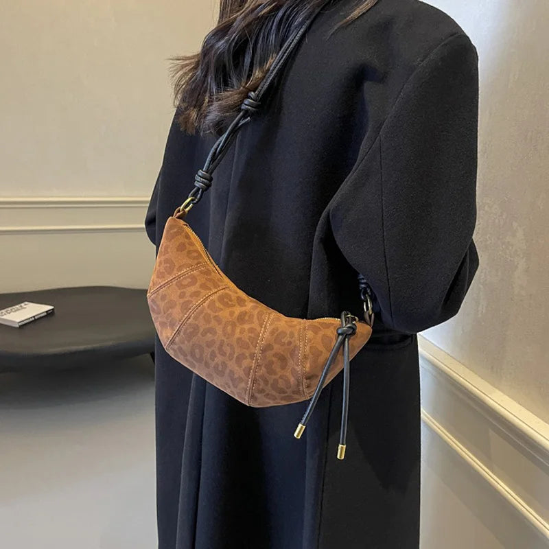 Retro Cow Horn Shaped Women's Shoulder Bag For Daily Used, Casual Ladies Handbags Rope Strap Soft Crossbody Bags